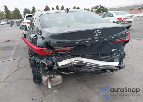 2025 Toyota Camry Xle z USA, uszkodzony, nr VIN 4T1DBADK0SU539707